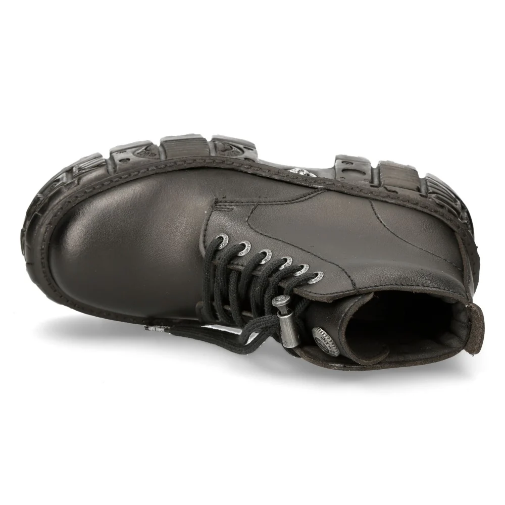 M-WALL046-V1