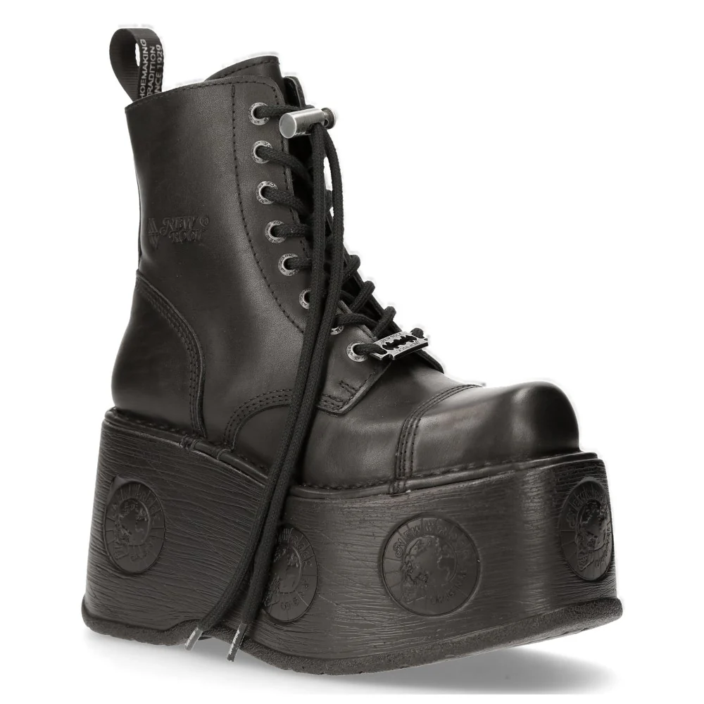 Bota de tobillo M-NEWMILI083-S28 de la colección METALLIC