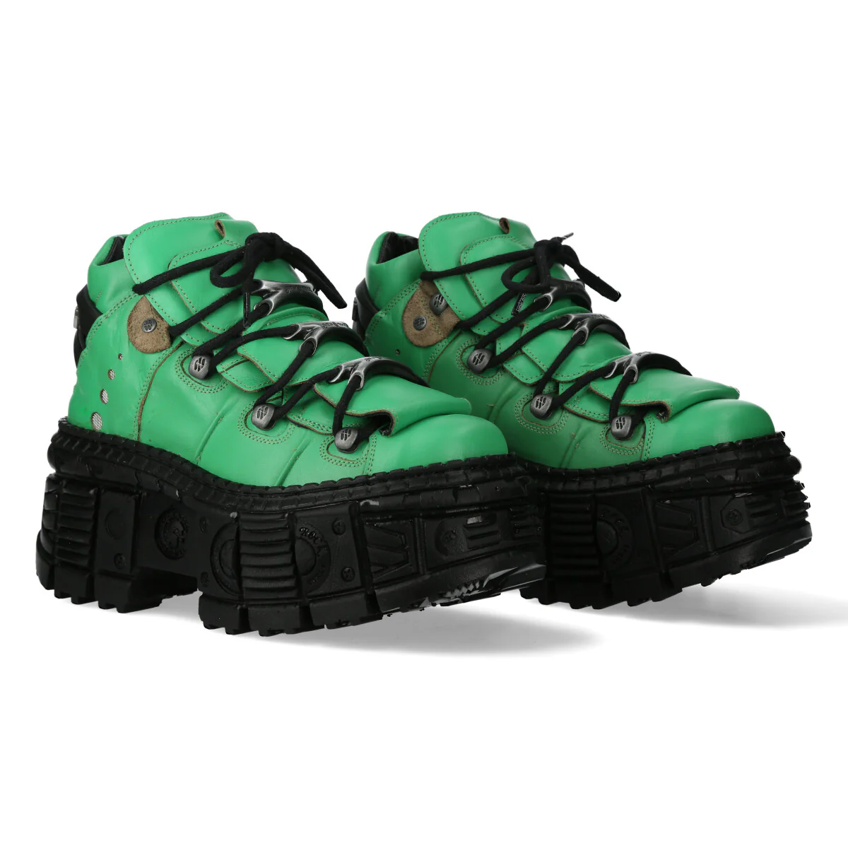 M-WALL106-S29