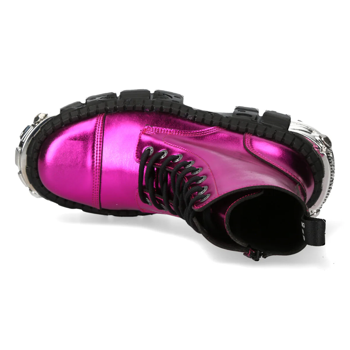 M-WALL126-V7